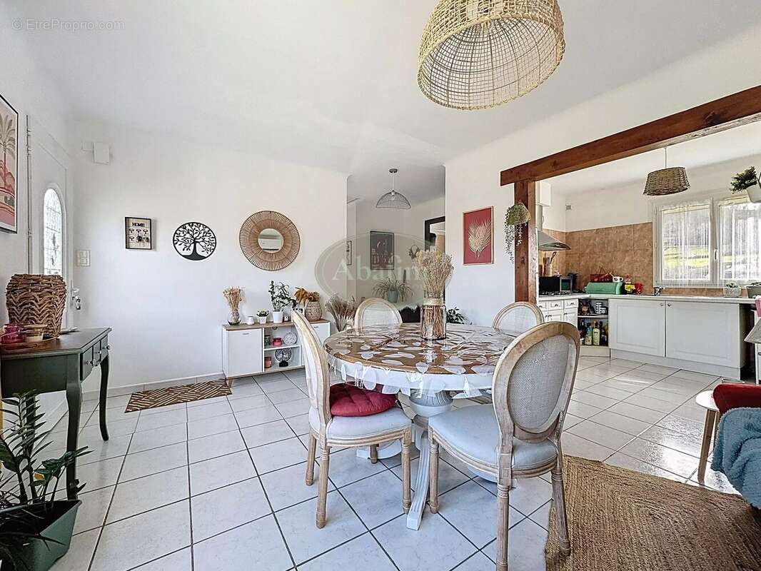 Maison à TOURNAY