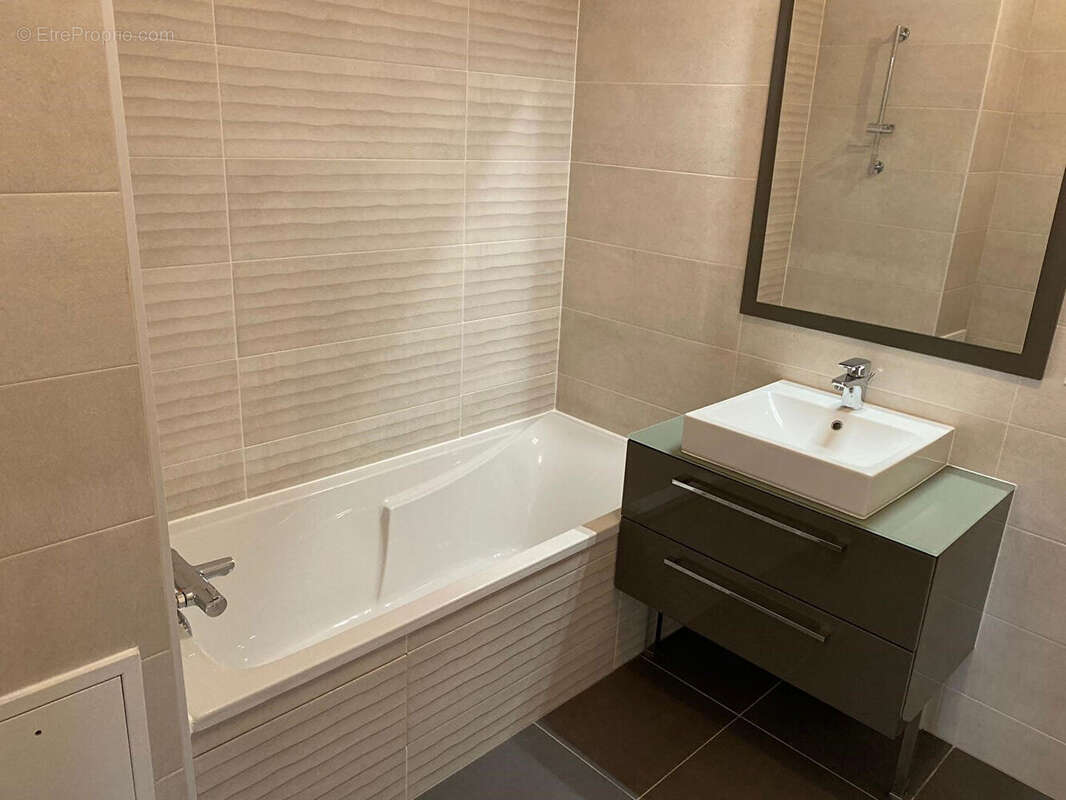 Appartement à RUEIL-MALMAISON