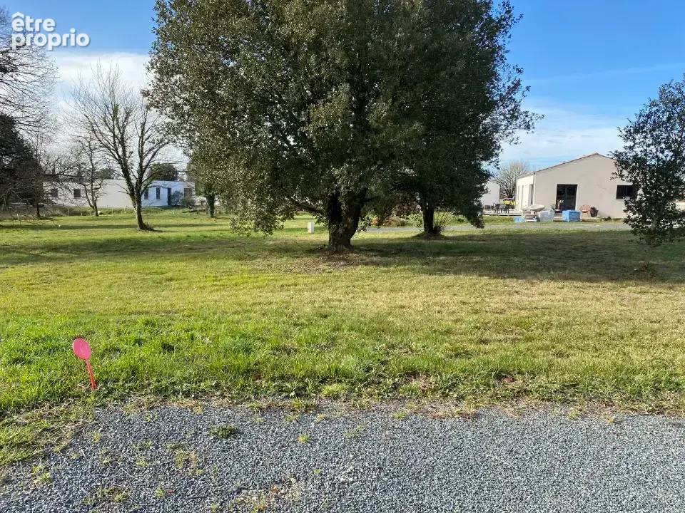 Terrain 780 m² à Saint-Vaize  - photo 3