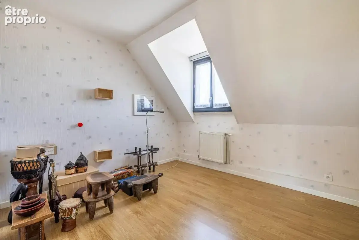Maison de 5 pièces de 123 m² située à Lisses - photo 10