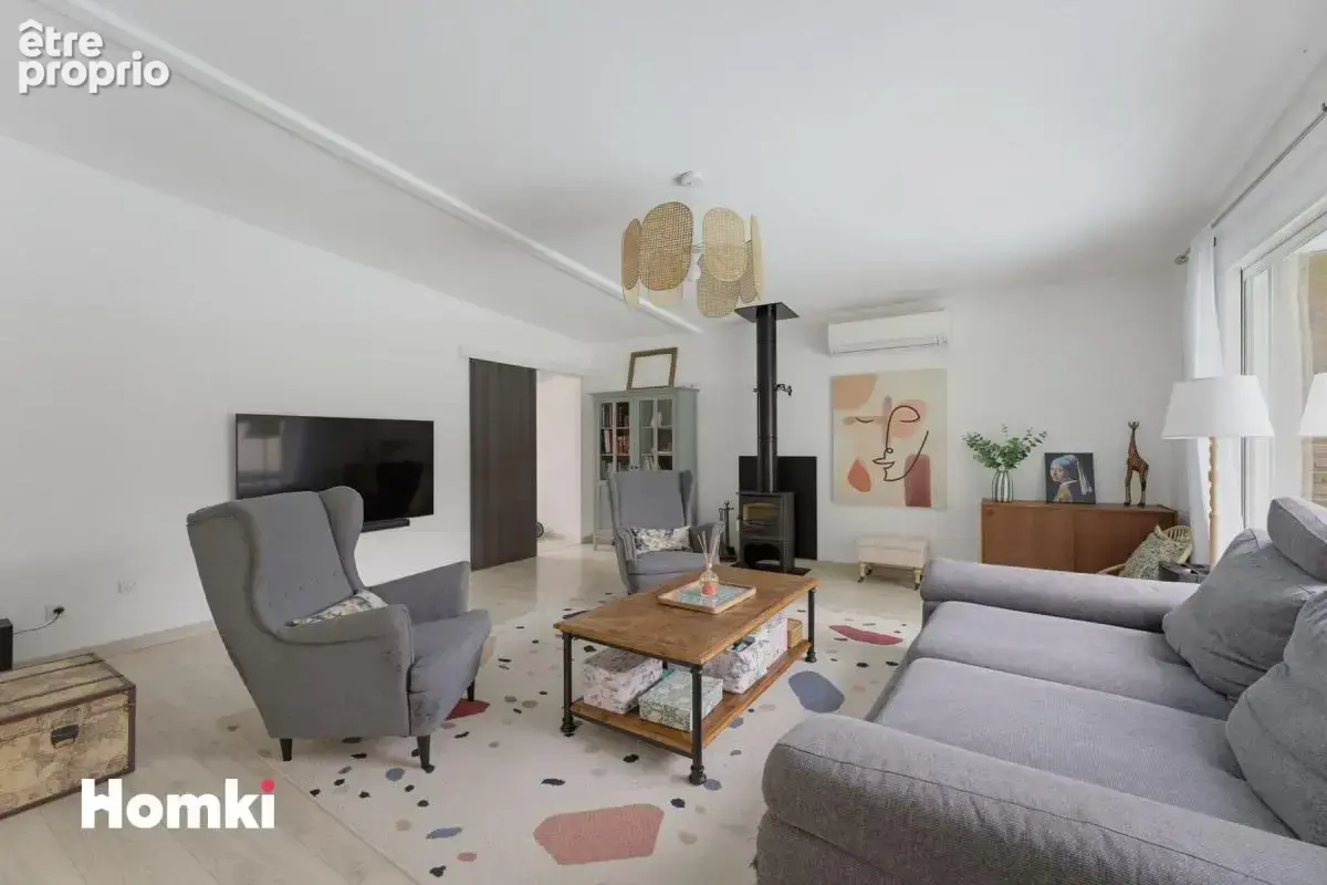 Maison rénovée – 155 m² – 4 chambres – piscine – terrain 1 200 m² - photo 7