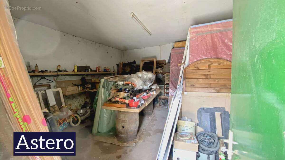 Garage individuel polyvalent de 235 m2 à Pontivy - photo 5