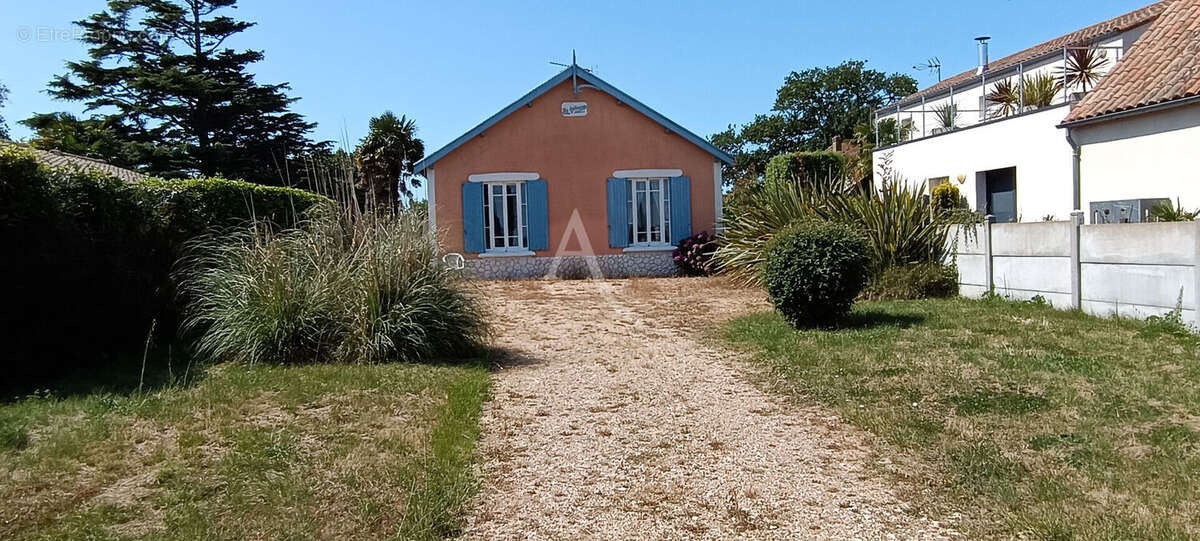 Maison à PORT-DES-BARQUES