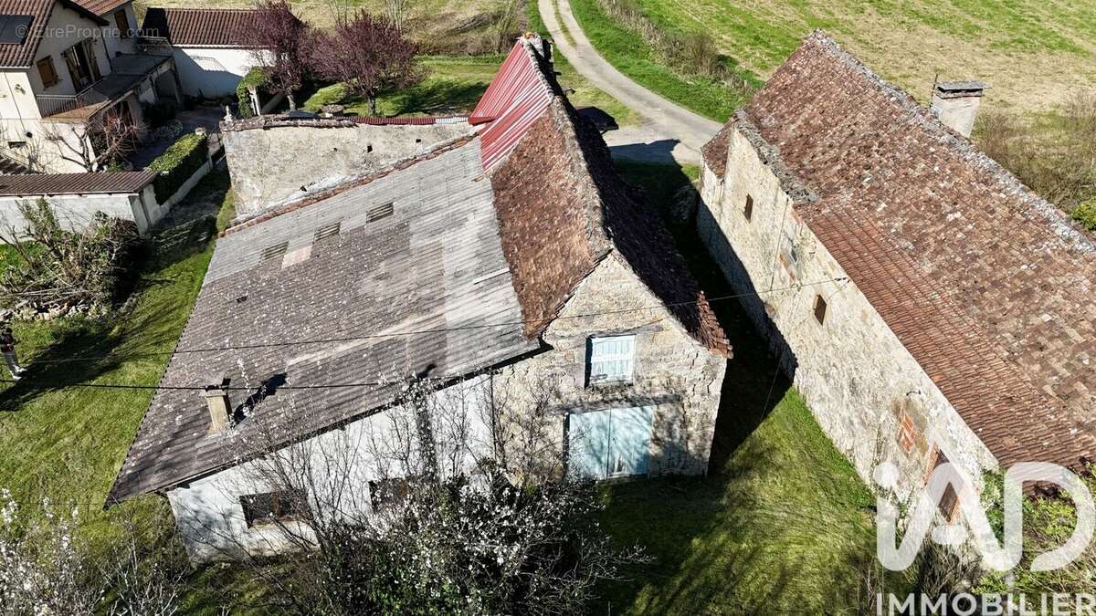 Maison 230 m² à Beduer  - photo 3