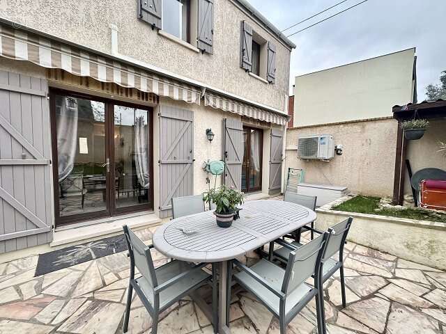 Maison à CRETEIL
