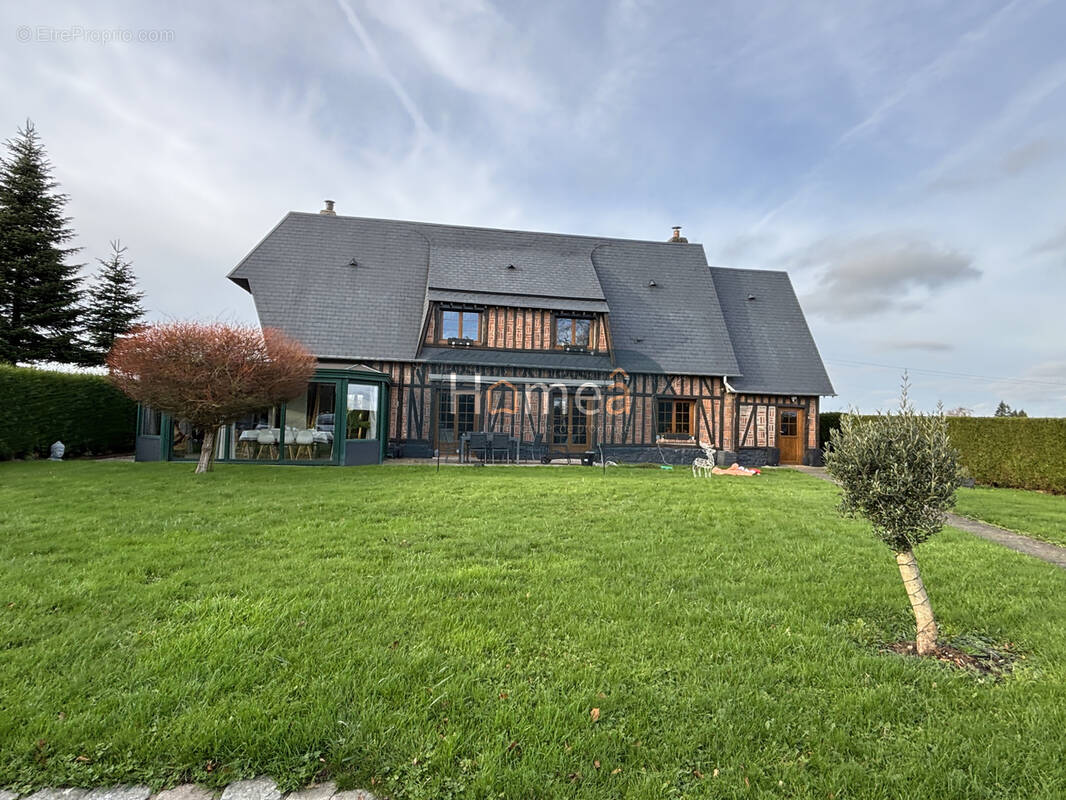 Maison à PAVILLY