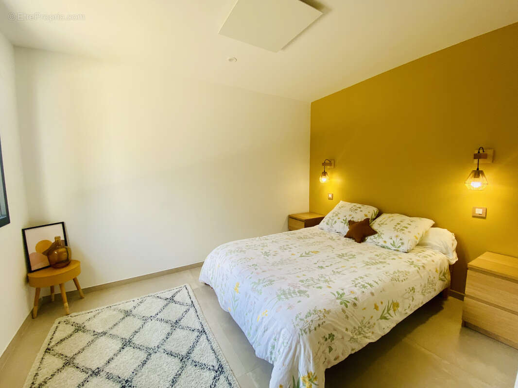 Maison à VILLEMOUSTAUSSOU