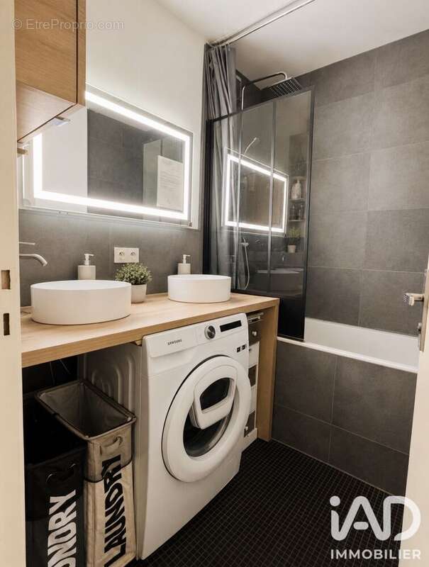 Photo 7 - Appartement à COURBEVOIE