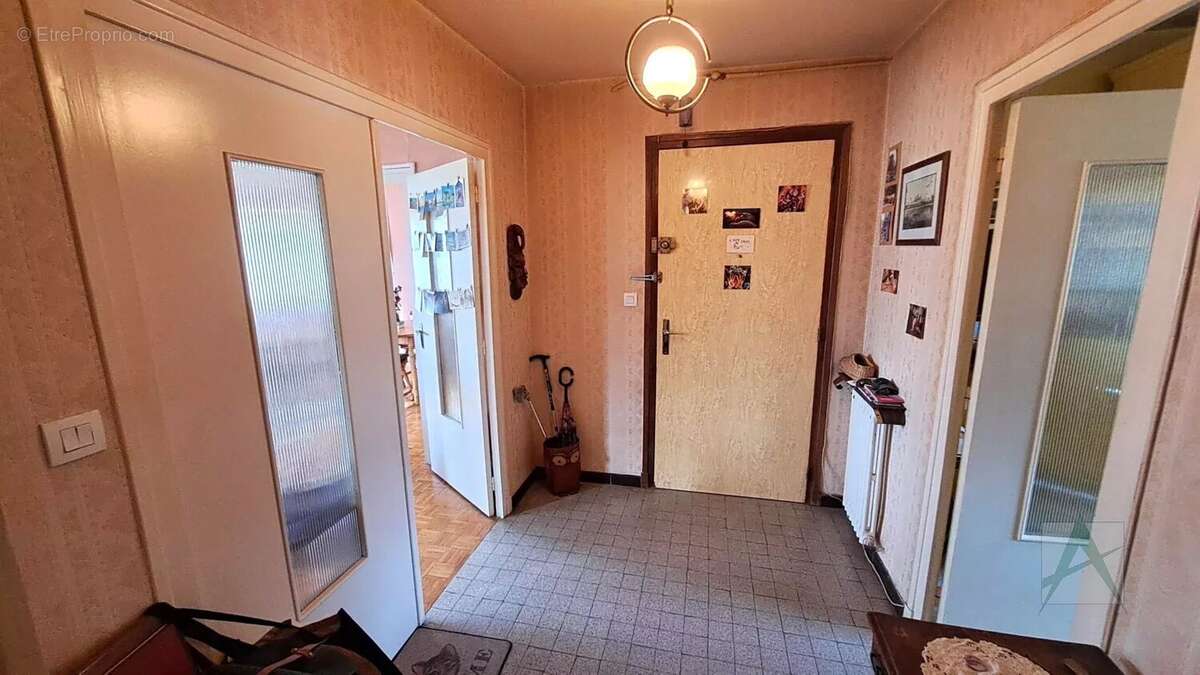 Appartement à BARBERAZ