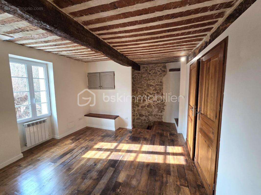 En exclusivité – Le Plan de Grasse  maison de caractère T4 avec jardin et stationnements - photo 6