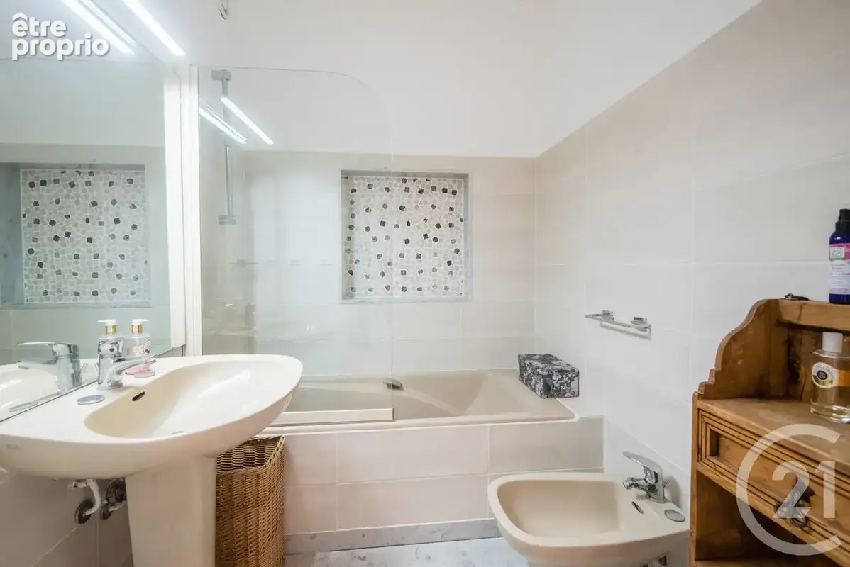 Appartement 2 pièces 55 m² à vendre à Villefranche-Sur-Mer (06230) - photo 6
