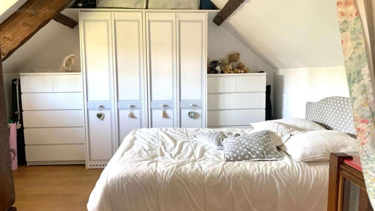 Maison à MAREIL-SUR-MAULDRE