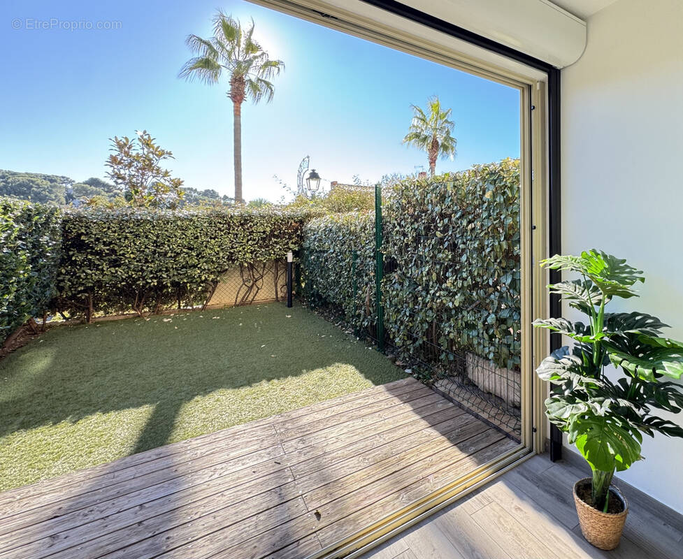 Appartement à SANARY-SUR-MER