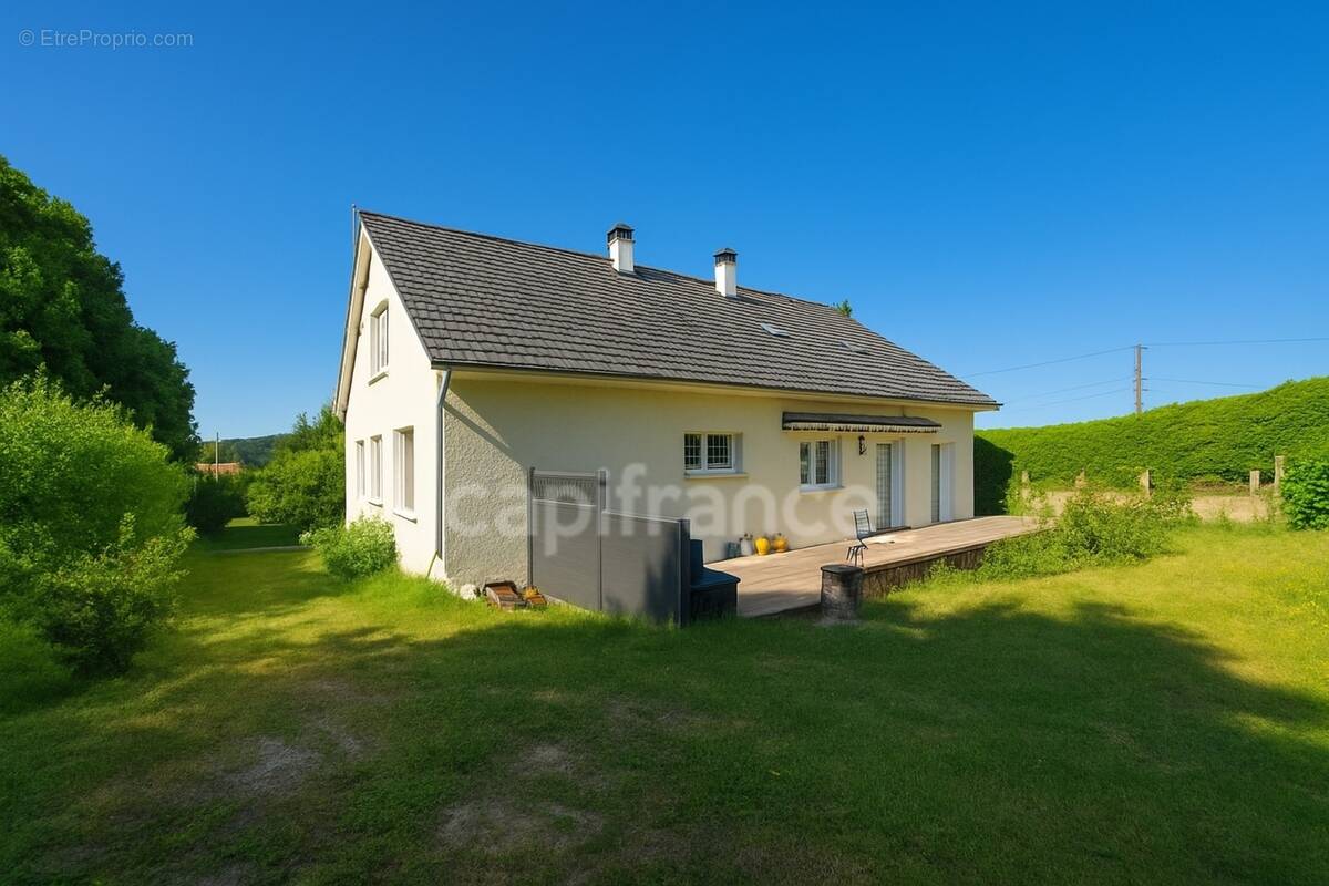 Maison à NAILLY