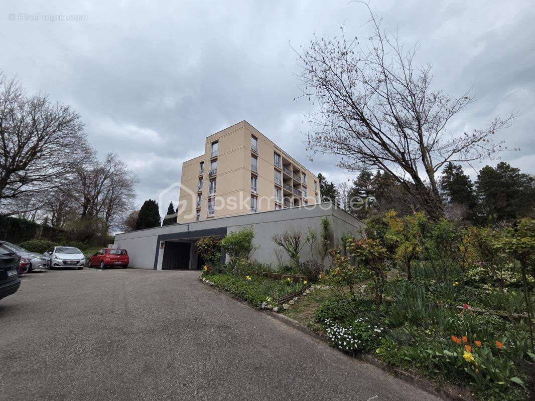 Appartement à VOIRON