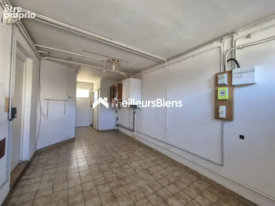 Maison 2 faces avec garage - photo 11