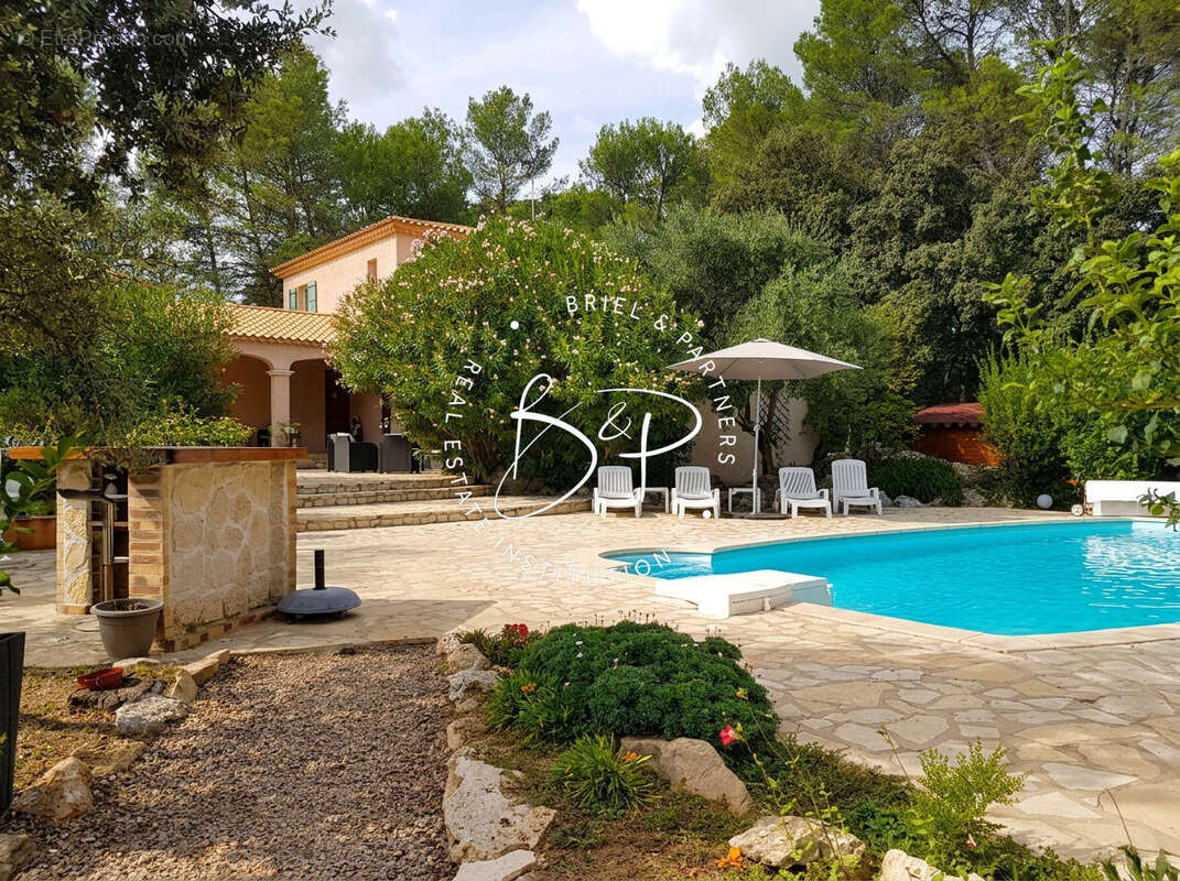 Maison à LORGUES
