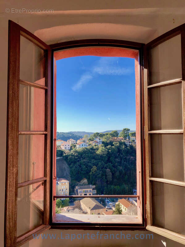 HAUT DE CAGNES dernier étage duplex 3 pièces - photo 6