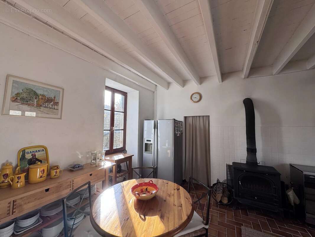 Maison à GENAC