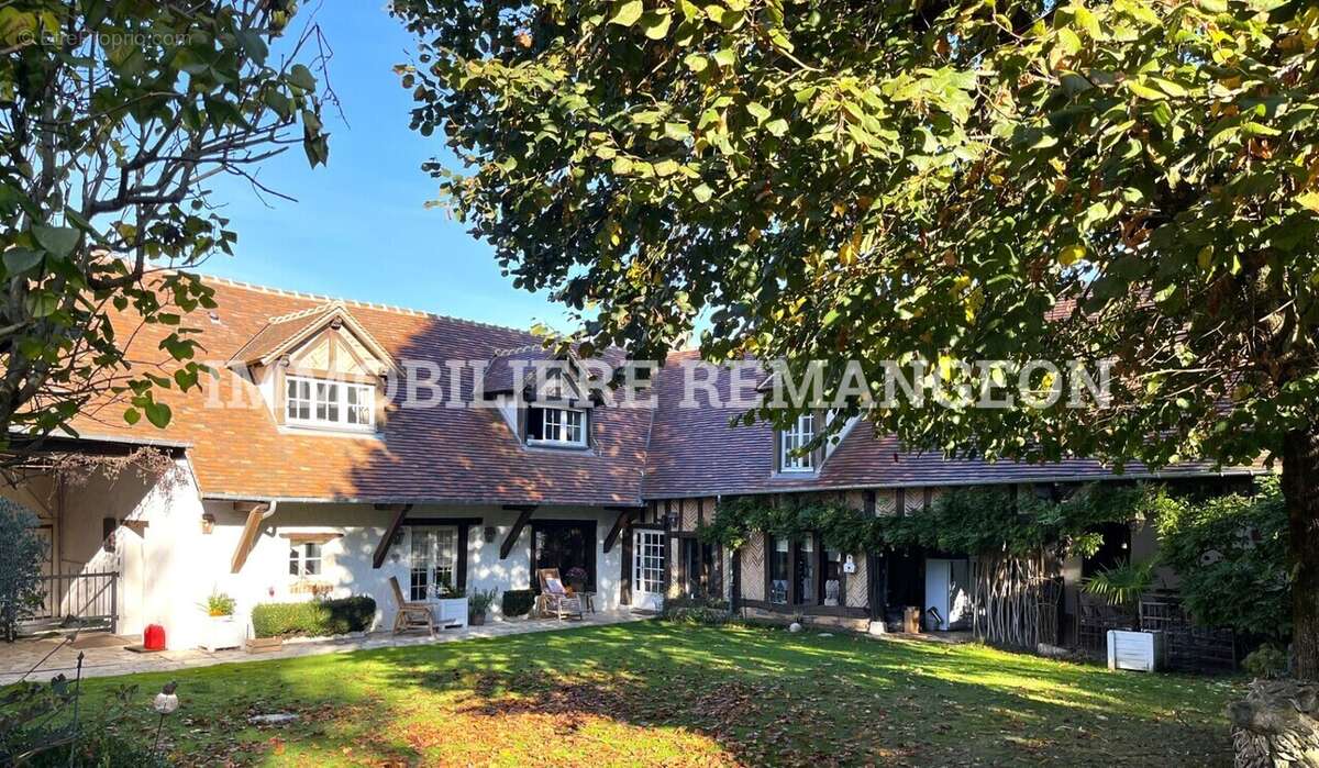 Maison à LAMOTTE-BEUVRON