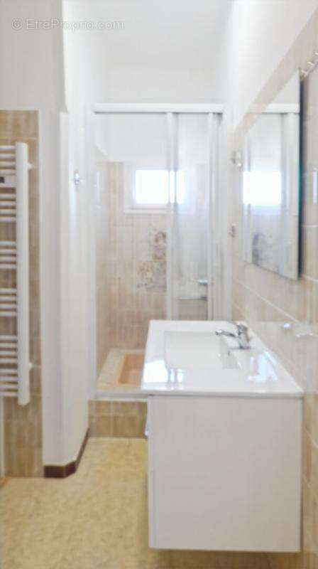 Appartement à VELLERON