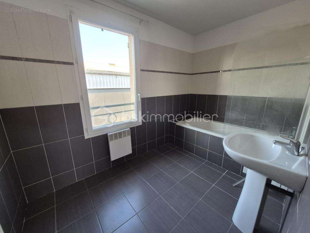 Appartement à OLLIOULES