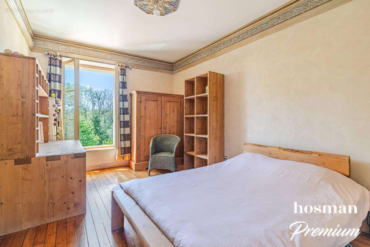 Demeure d'exception - 500 m² habitables sur un parc de 4 175 m² - 10 pièces - Piscine et salle de sport - photo 18