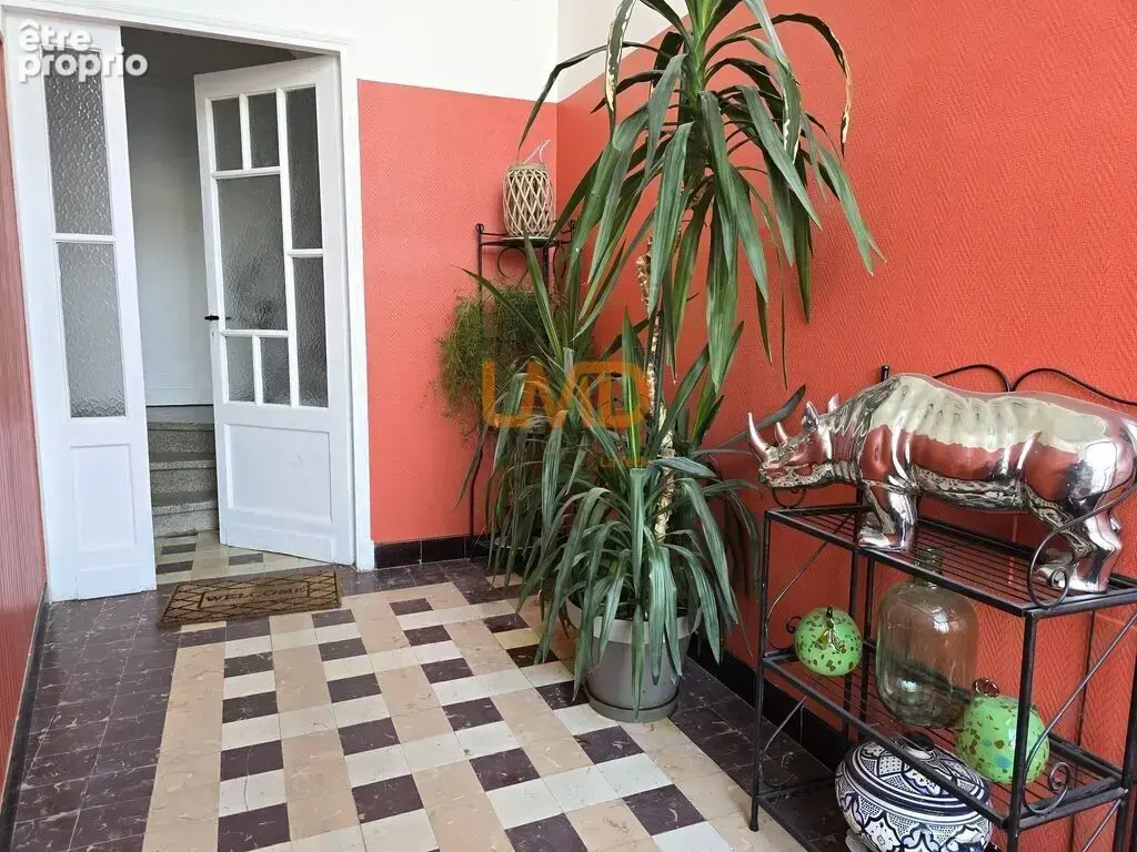 Appartement en ville : terrasse, garage et vue sur la colline ! - photo 22