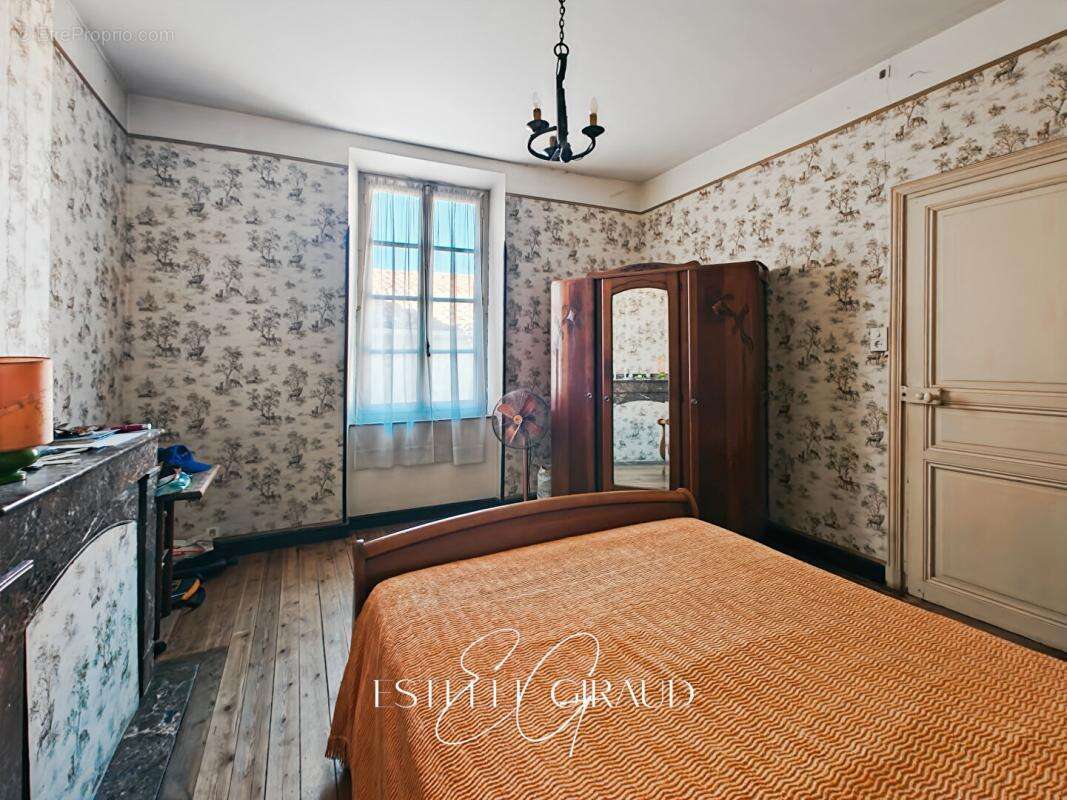 Maison à CAUNES-MINERVOIS