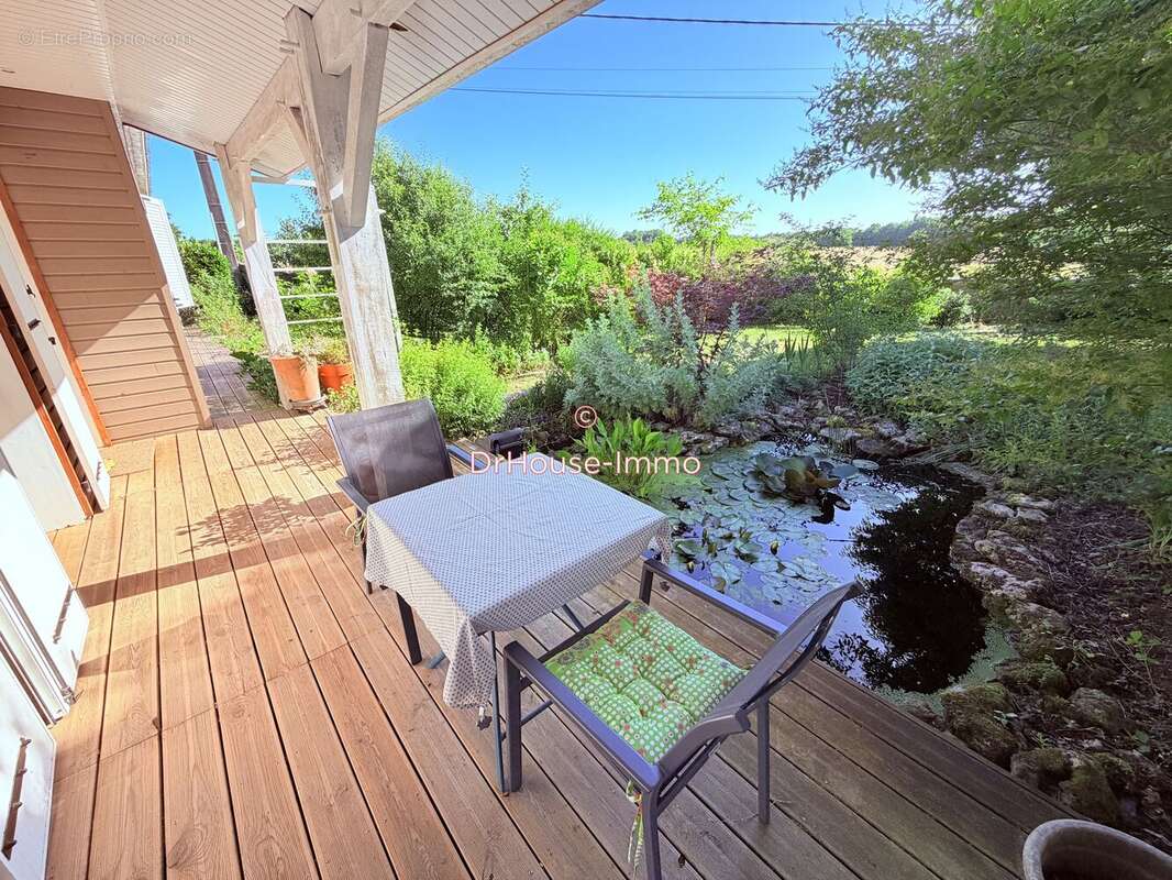 Maison 116 m² à Saint-Laurent-Medoc  - photo 6