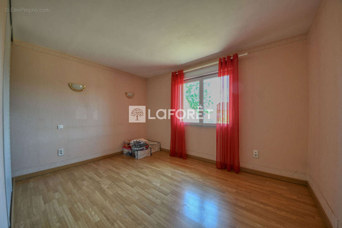 Maison avec sous-sol complet a vendre a deux minutes du centre de lisle-sur-tarn - photo 6