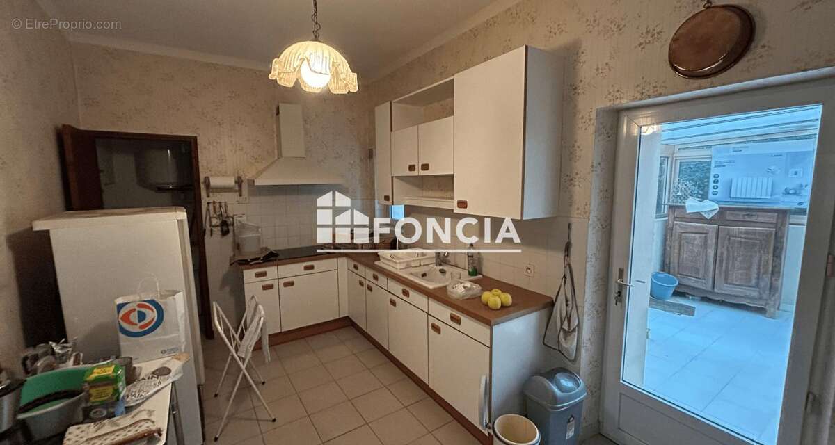 Maison à COURTHEZON