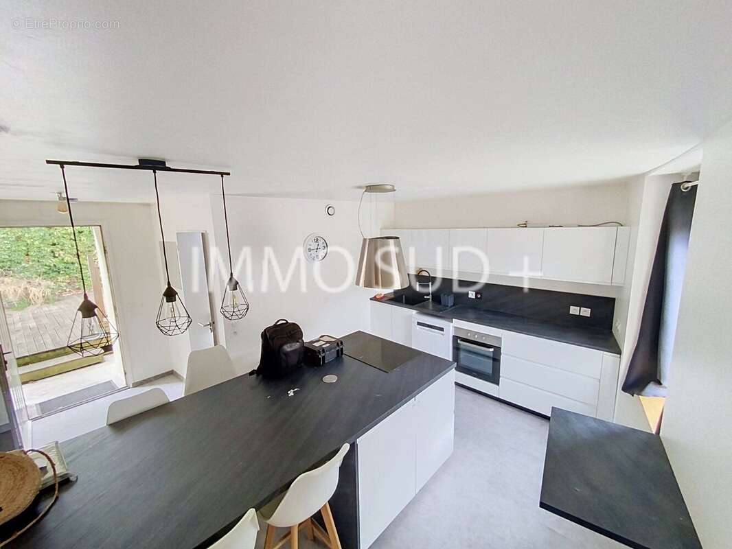 Maison composée de 2 logements - VIF - photo 3