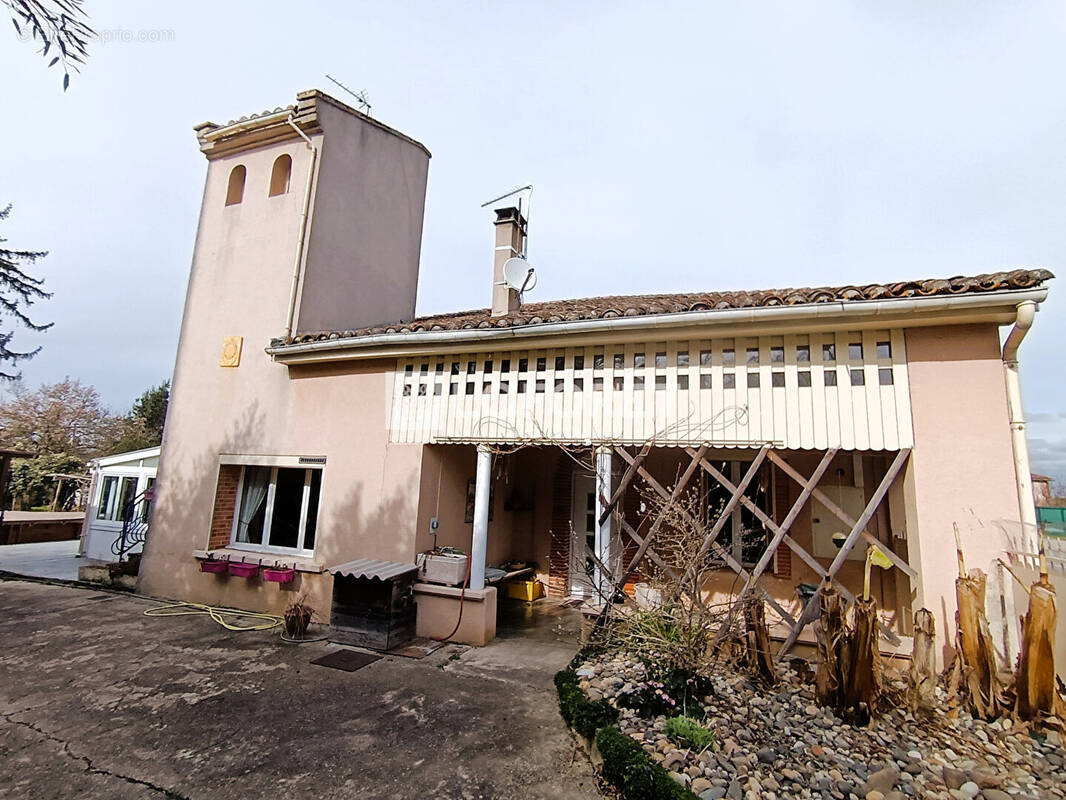 Maison à SAINT-NICOLAS-DE-LA-GRAVE