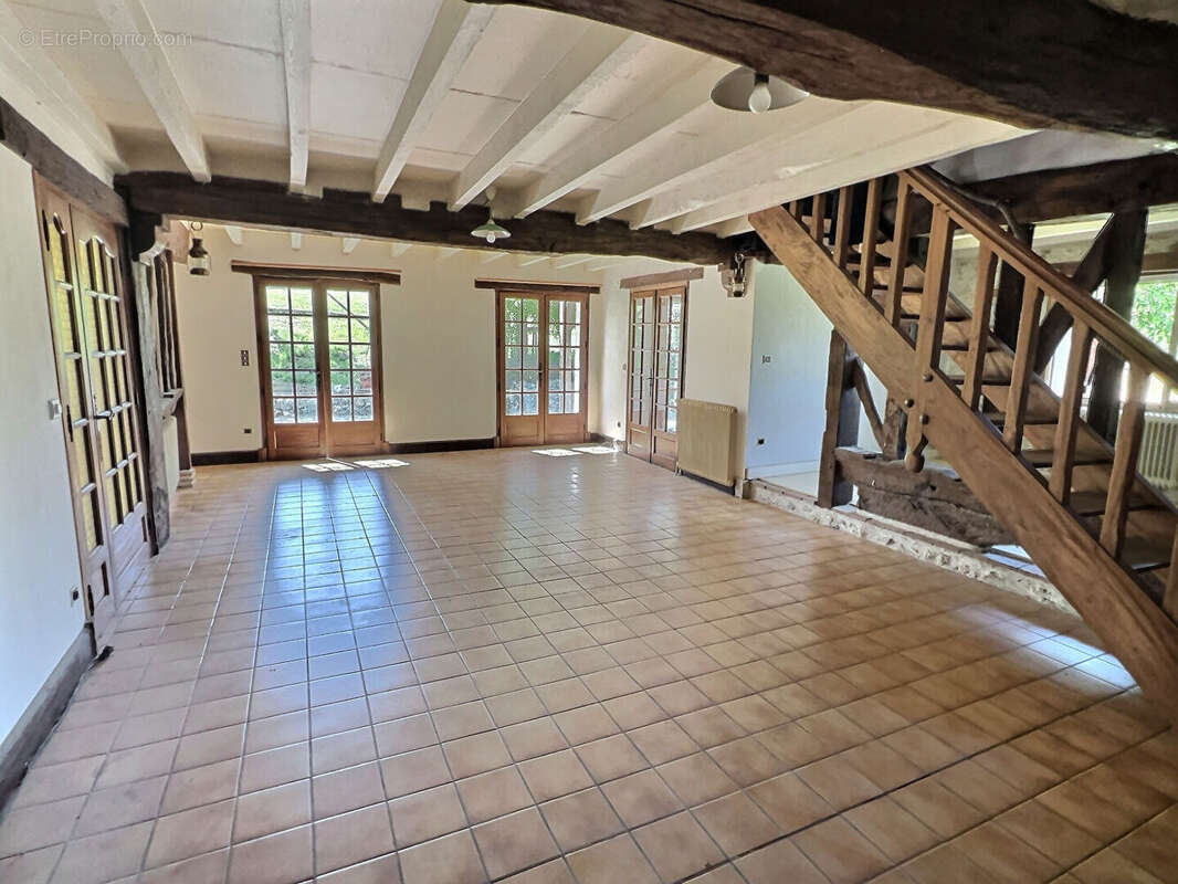 Maison à MONCLAR