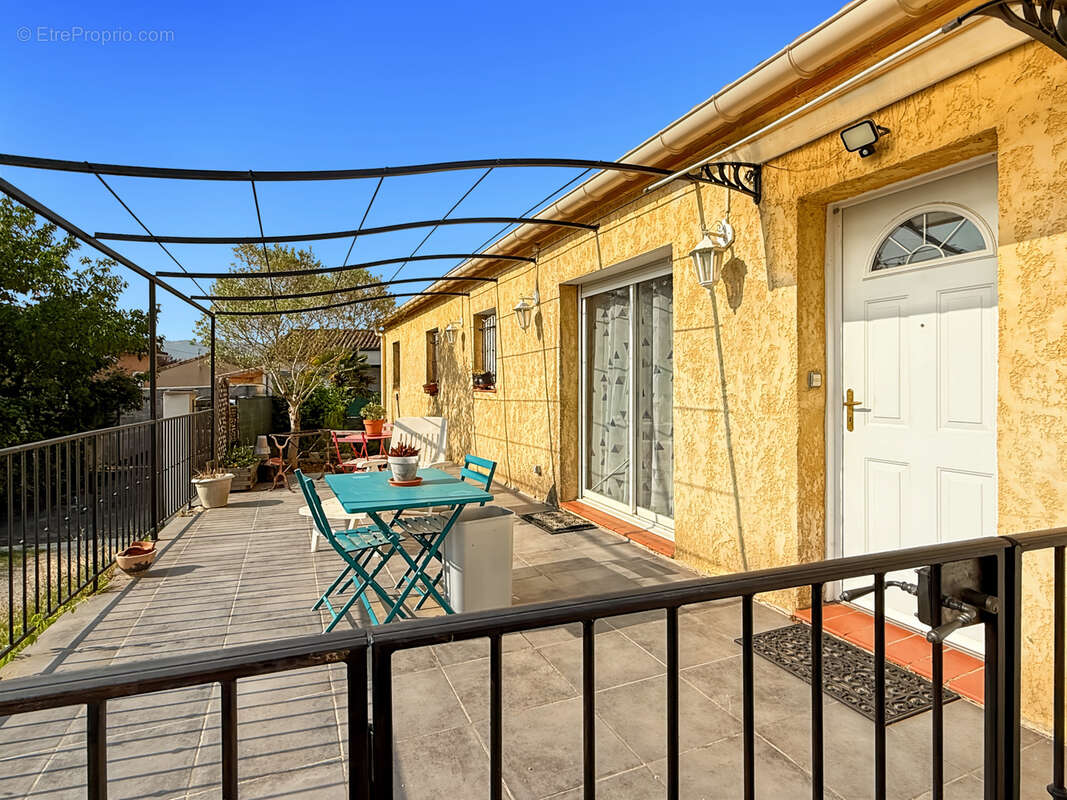 Maison à SAINT-PRIVAT