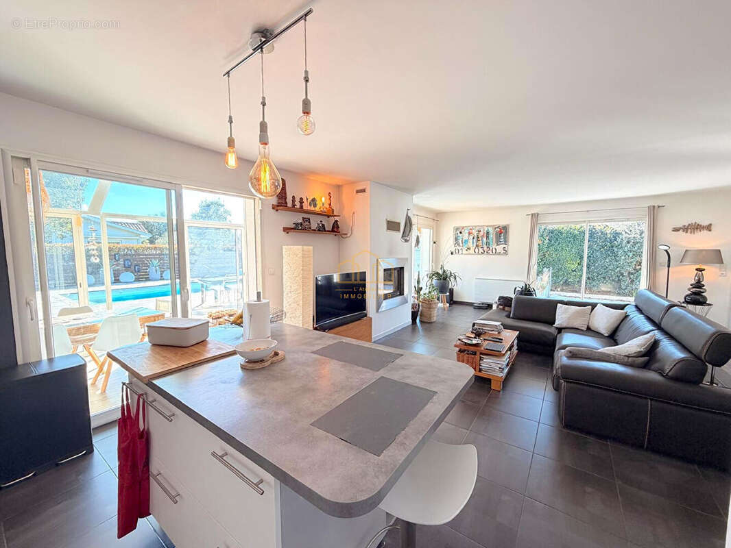 Maison à GUJAN-MESTRAS