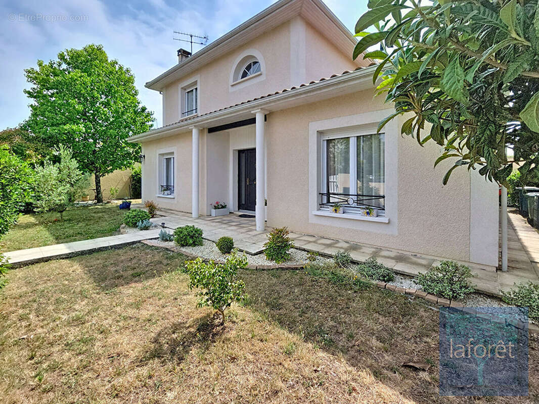 Maison à PESSAC