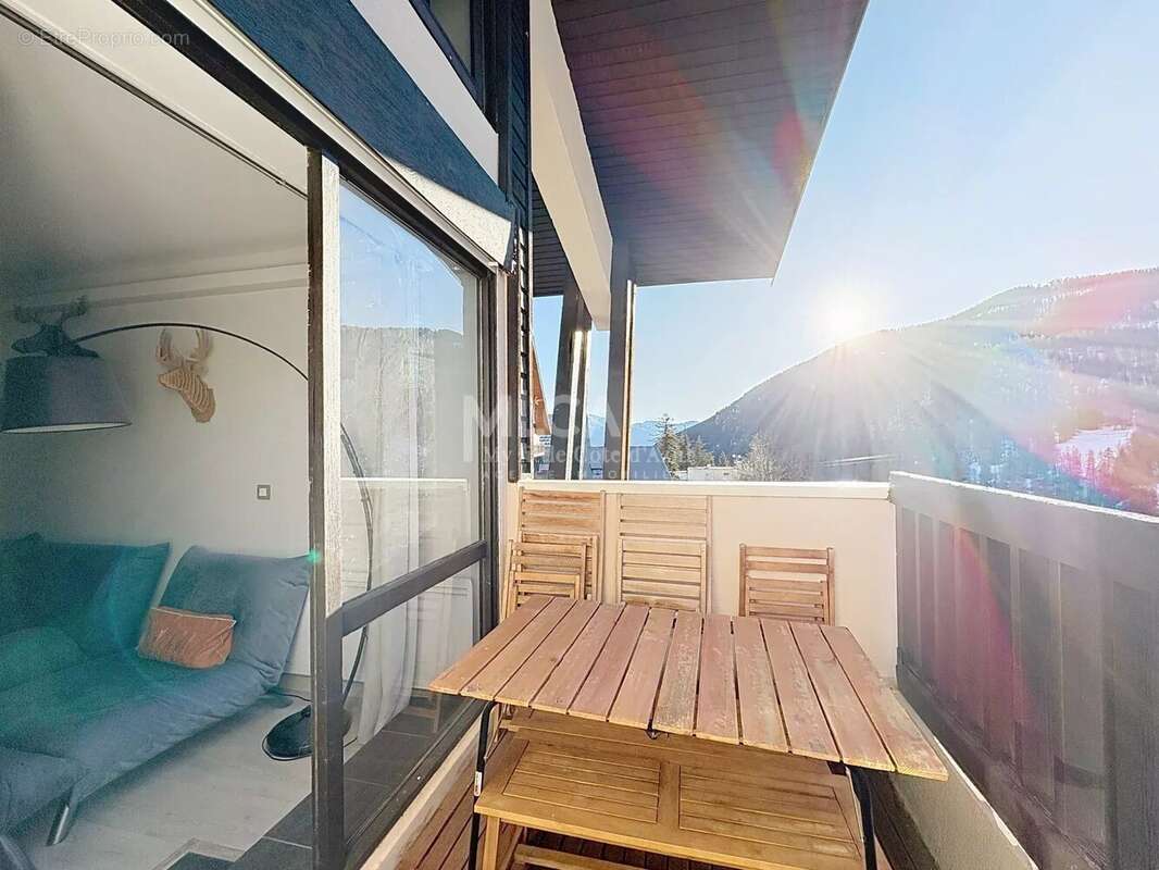 Appartement à SAINT-ETIENNE-DE-TINEE