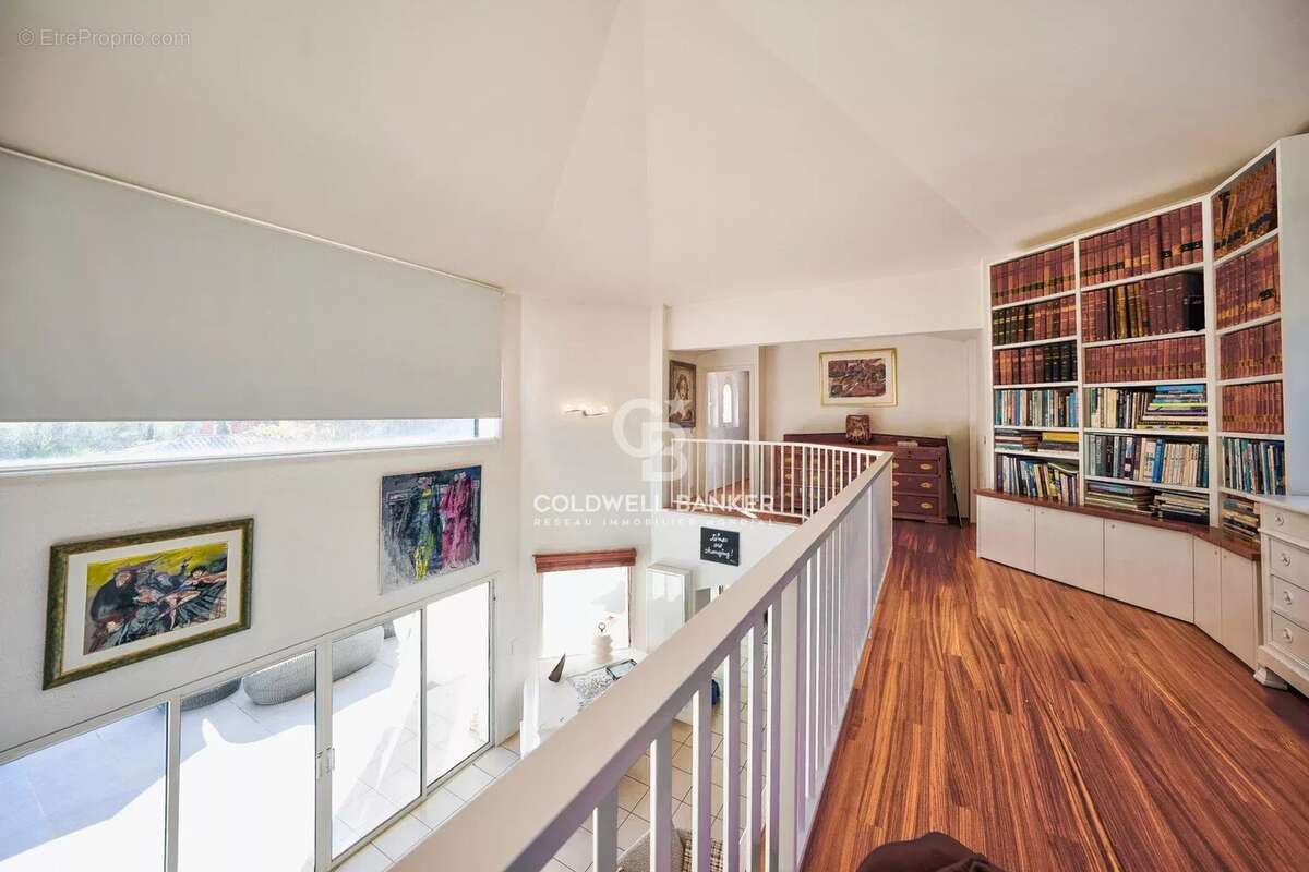 Maison à MOUGINS