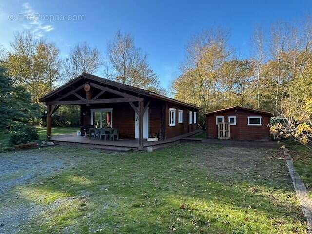 Maison à GRAYAN-ET-L&#039;HOPITAL