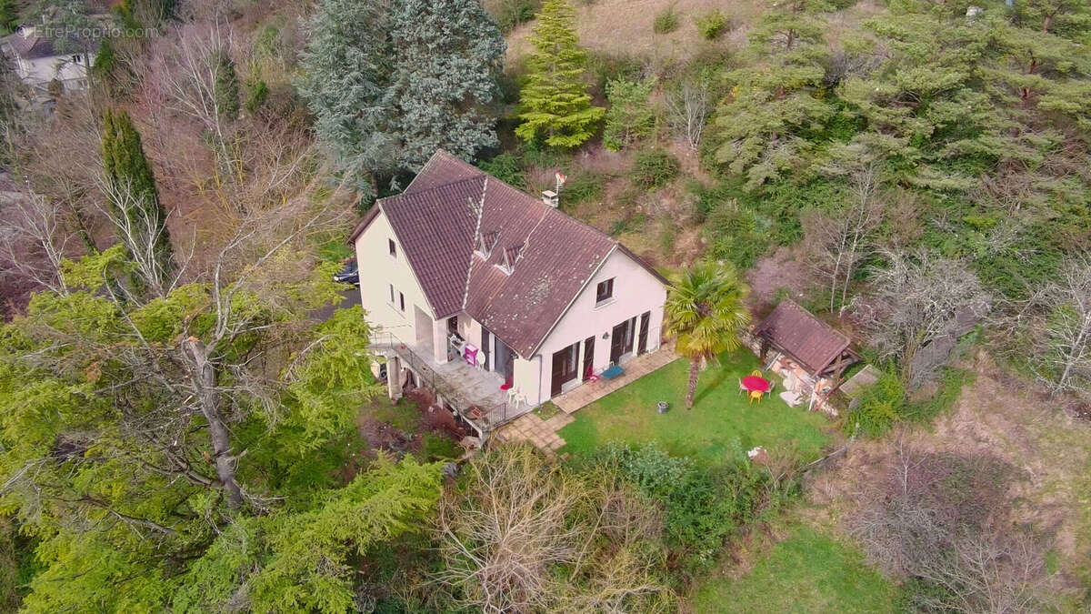 Maison à CAPDENAC-GARE