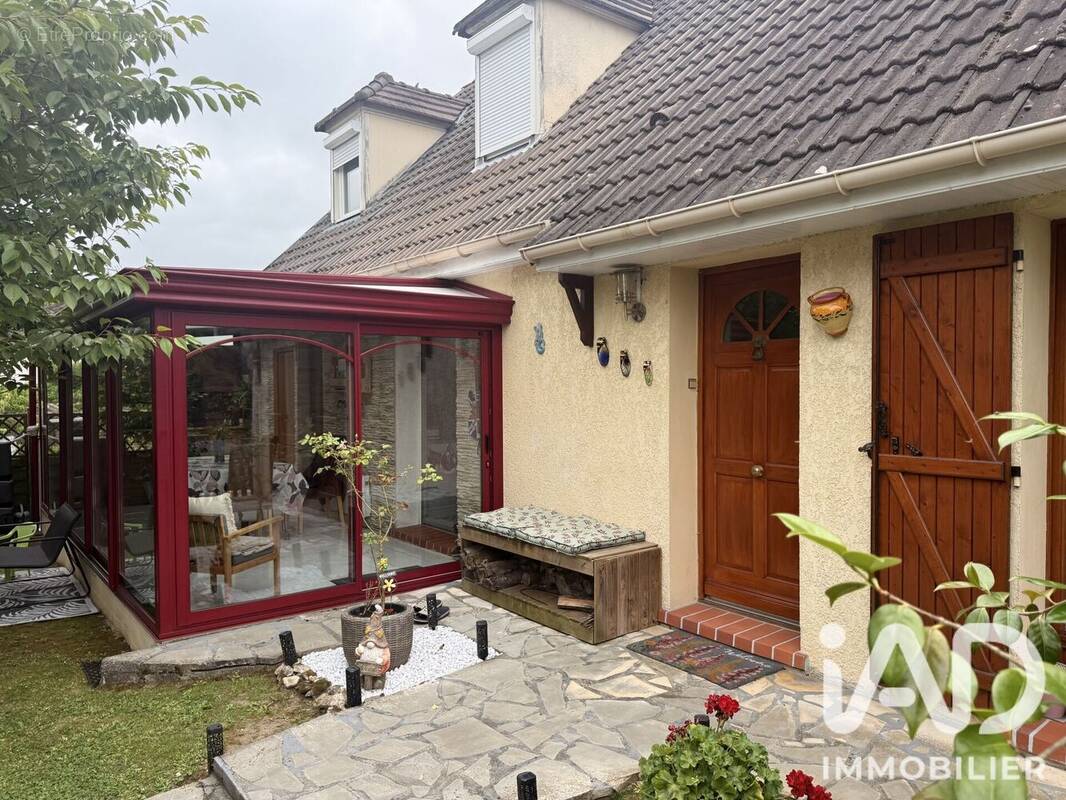 Photo 1 - Maison à SEUGY