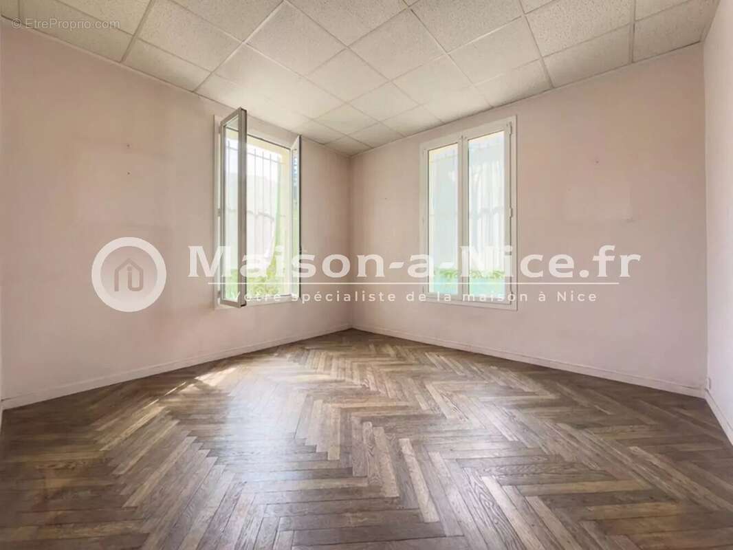 Maison 180 m² à Nice  - photo 6