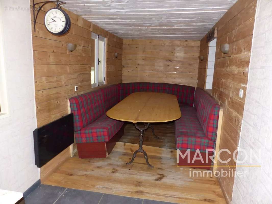 Maison à LA VILLENEUVE