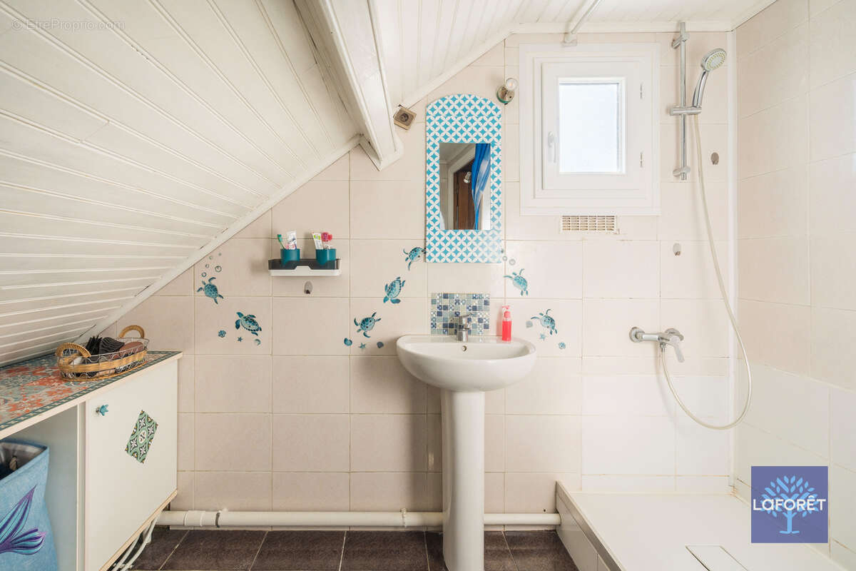 Maison à LES PAVILLONS-SOUS-BOIS