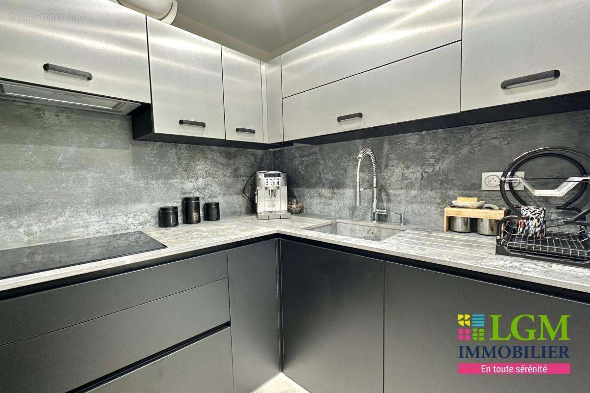 Appartement à PEROLS