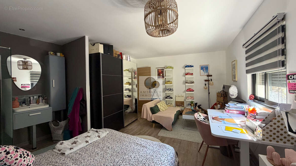 Maison à SAINT-PERAY