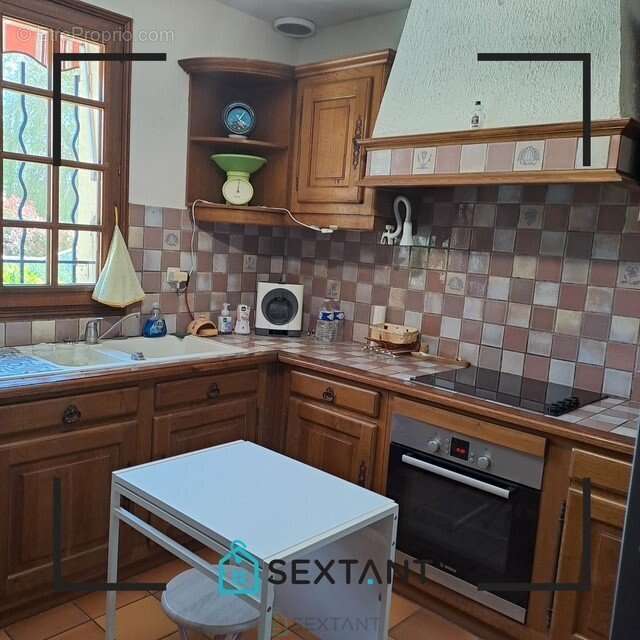 Maison à BOURG-ACHARD