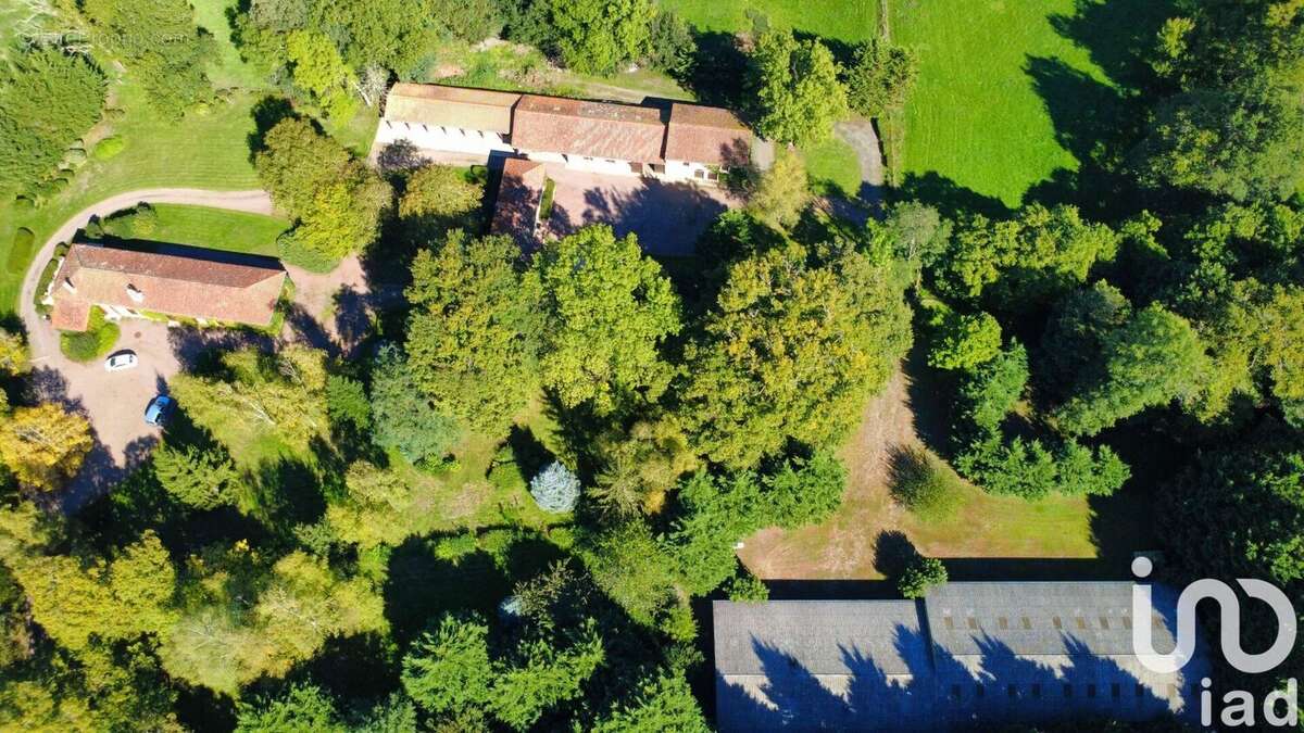 Photo 2 - Maison à LUCHAPT